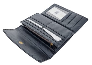b001 black 3.jpg