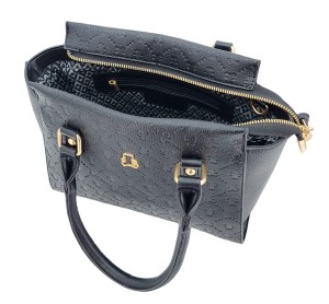 upaix black 5.jpg